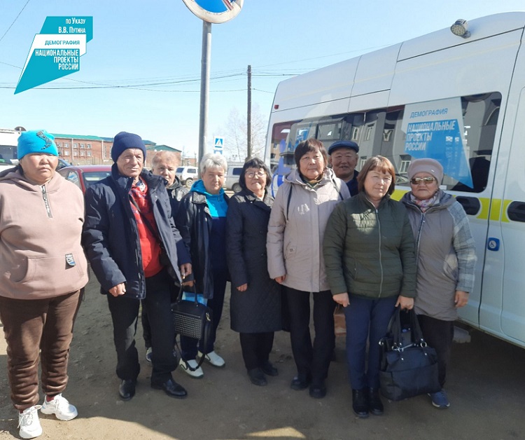 В Бурятии пенсионеры отдаленного поселка Целинный прошли диспансеризацию.