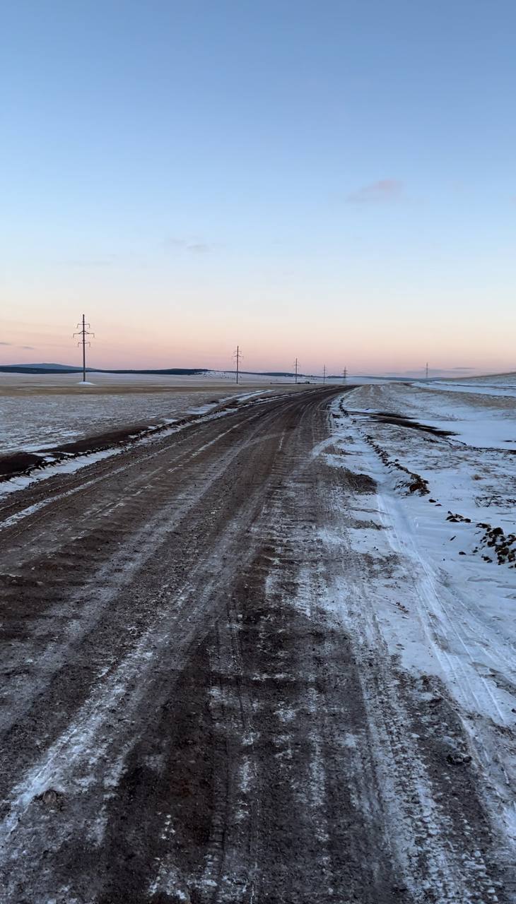 В Еравнинском районе провели отсыпку и грейдирование дороги от Ульдурги до села Георгиевское.